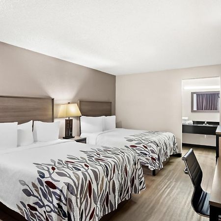 Red Roof Inn & Conference Center Мак-Кинни Экстерьер фото